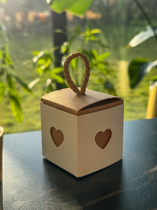 Hediyelik bayram / Eid cadeau wit kubus met hartje